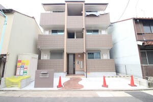 Floresta　Honjin外観写真