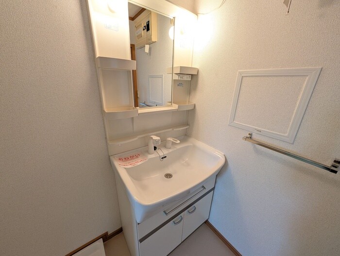 物件内観写真13　(洗面)