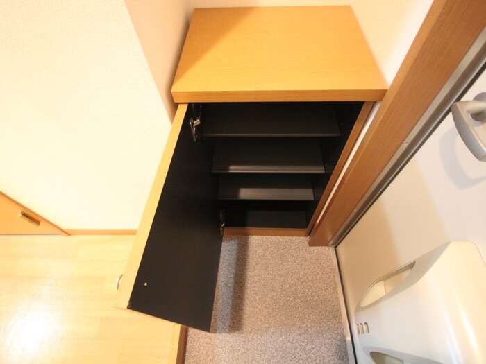 物件内観写真14　(靴箱)