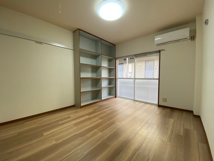 物件内観写真22　(居室)