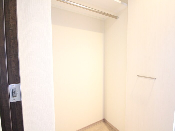 物件内観写真9　(収納)
