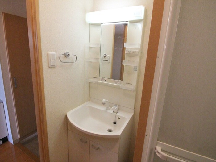 物件内観写真10　(洗面)