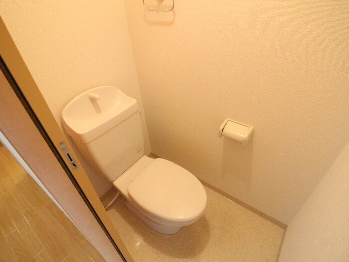 物件内観写真15　(トイレ)