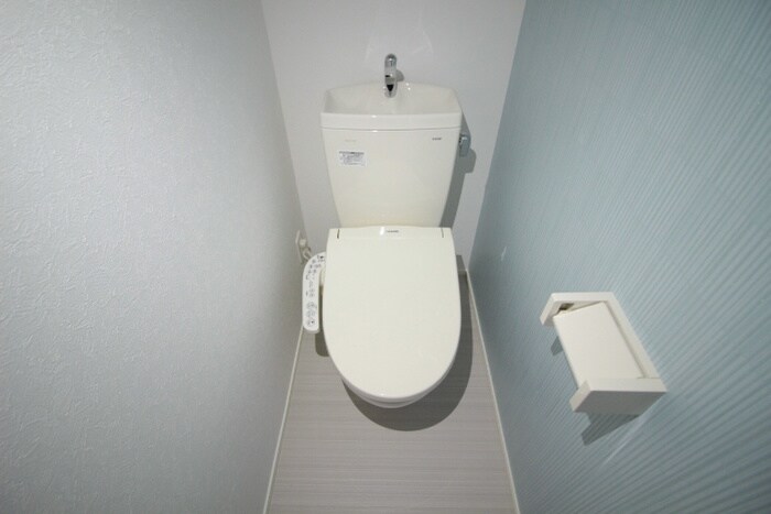 物件内観写真14　(トイレ)