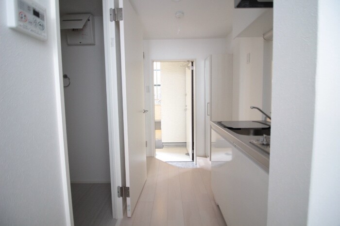 物件内観写真17　(廊下)