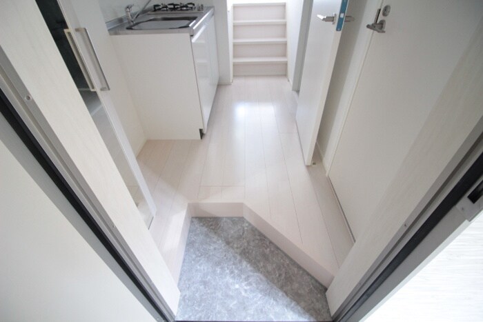 物件内観写真21　(玄関)