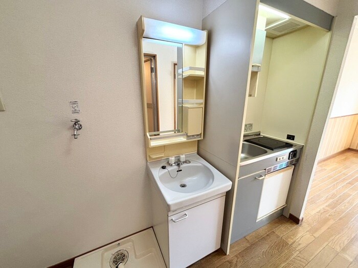 物件内観写真12　(洗面)