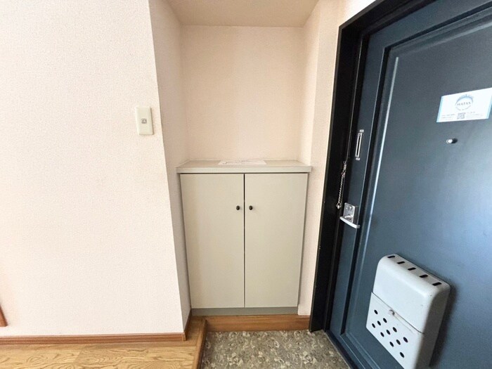 物件内観写真18　(靴箱)