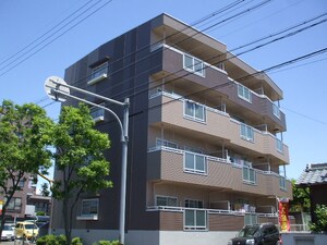 ライフピア野並外観写真