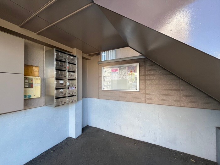 物件外観写真6　(建物設備)