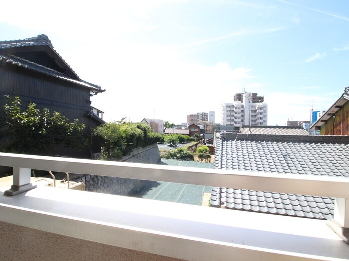 ライフピア野並の室内からの展望