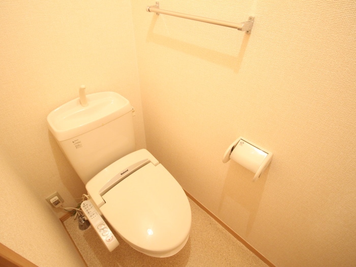 物件内観写真11　(トイレ)