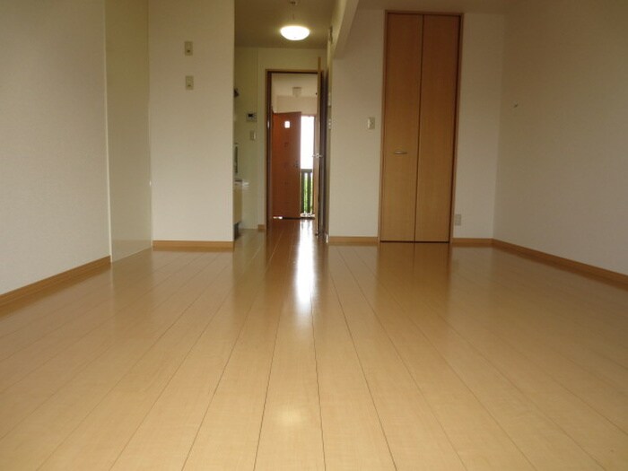 物件内観写真18　(居室)