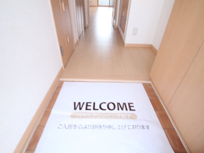 物件内観写真21　(玄関)