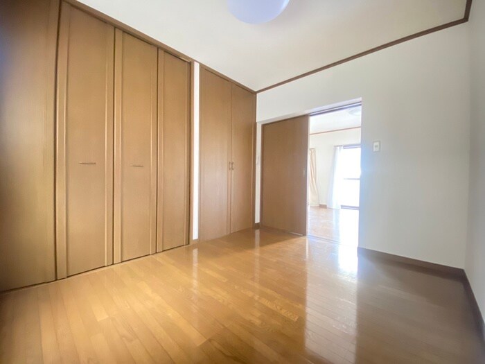 物件内観写真13　(居室)