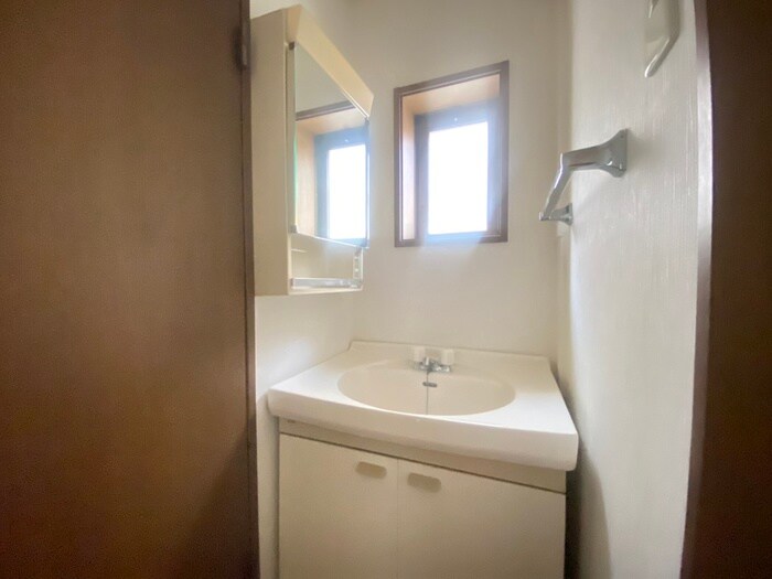 物件内観写真19　(洗面)
