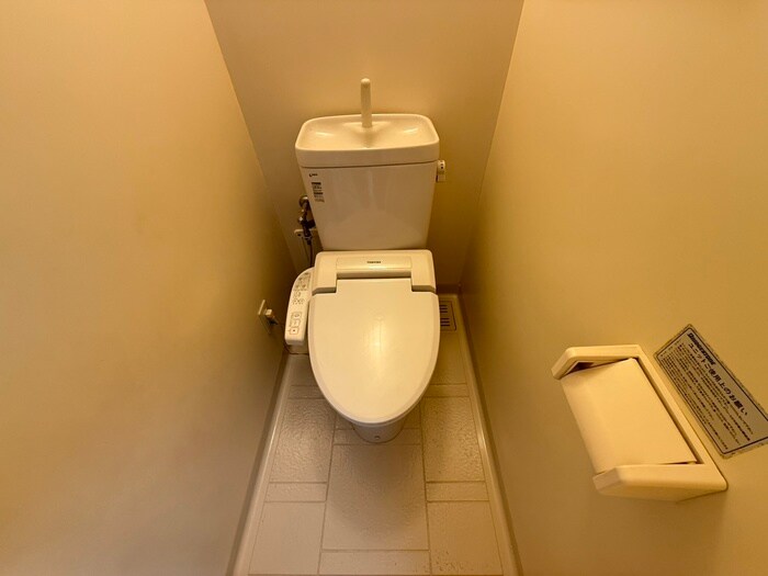 物件内観写真12　(トイレ)