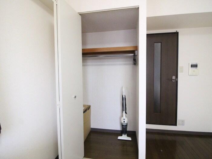 物件内観写真15　(収納)