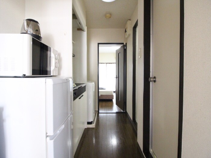 物件内観写真16　(廊下)