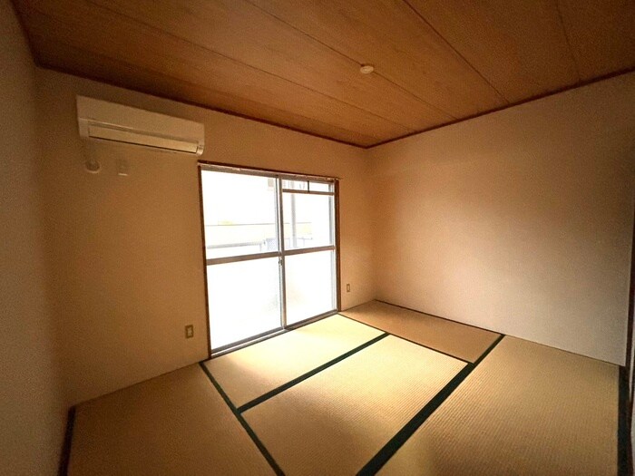 物件内観写真15　(居室)