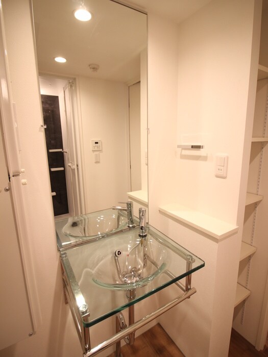 物件内観写真12　(洗面)