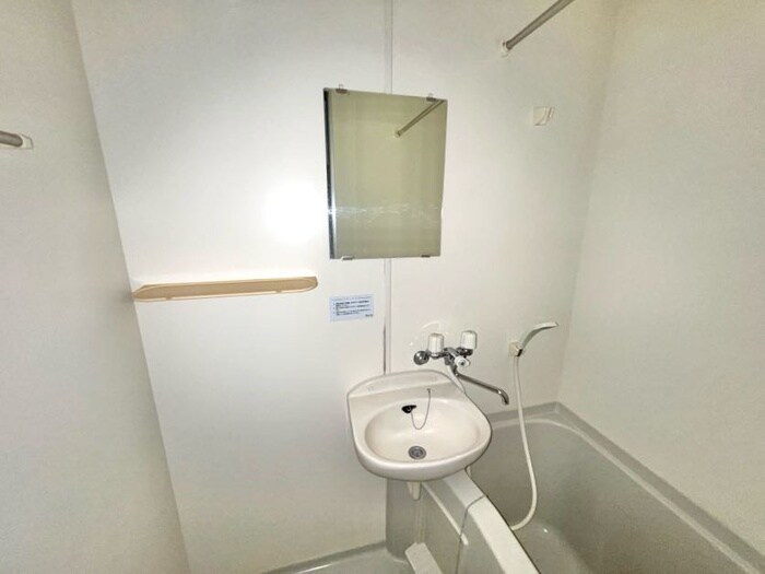 物件内観写真14　(洗面)