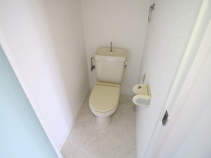 物件内観写真12　(トイレ)