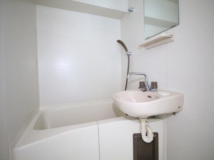 物件内観写真12　(バス／シャワールーム等)