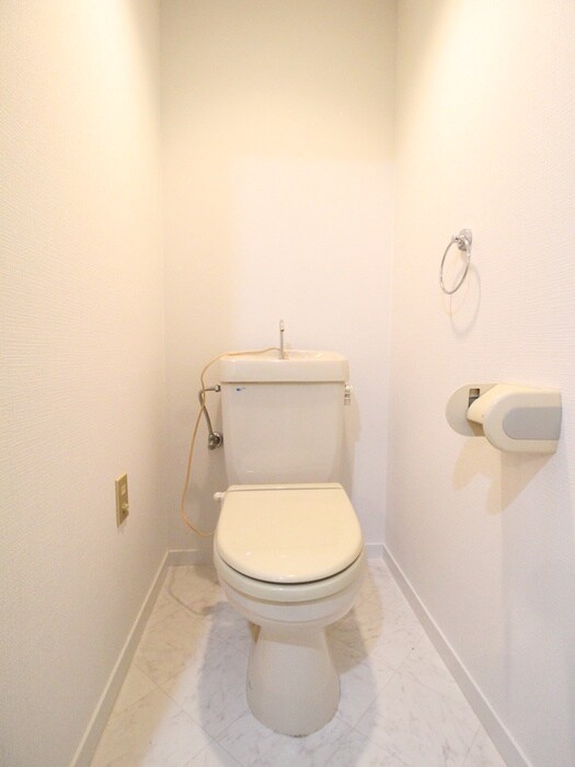 物件内観写真14　(トイレ)