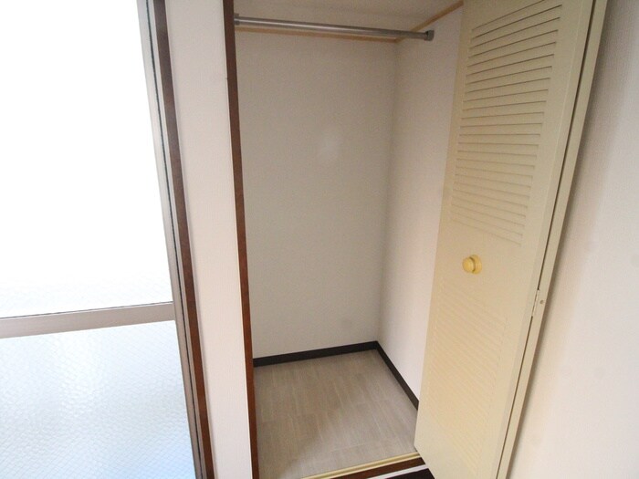 物件内観写真14　(収納)