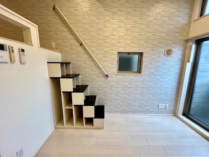 物件内観写真8　(居室)