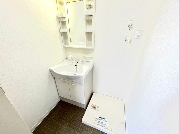 物件内観写真15　(洗面)