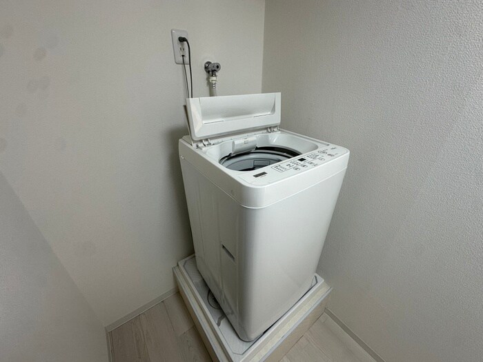 物件内観写真18　(洗濯機置場)