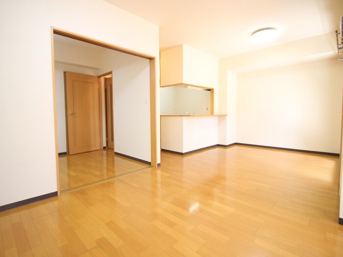 物件内観写真7　(居室)