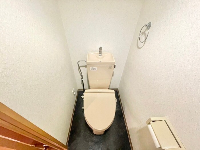物件内観写真10　(トイレ)