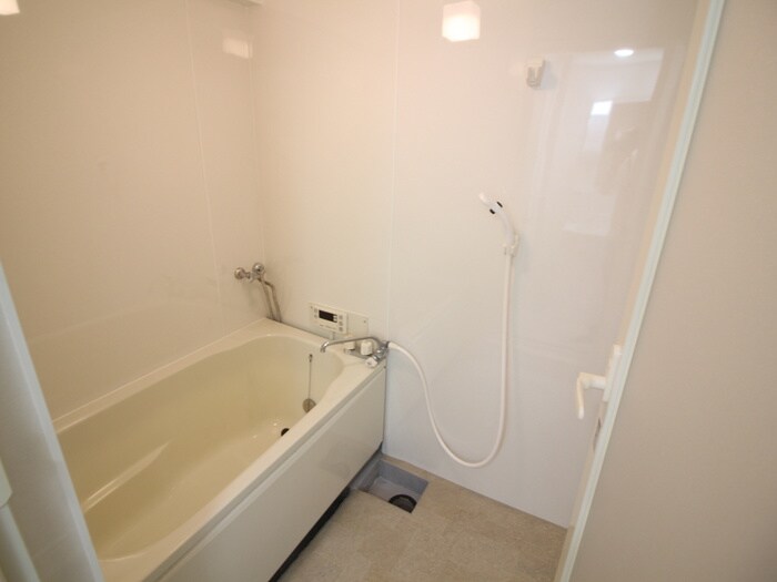 物件内観写真11　(バス／シャワールーム等)