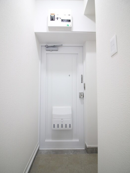 物件内観写真19　(玄関)