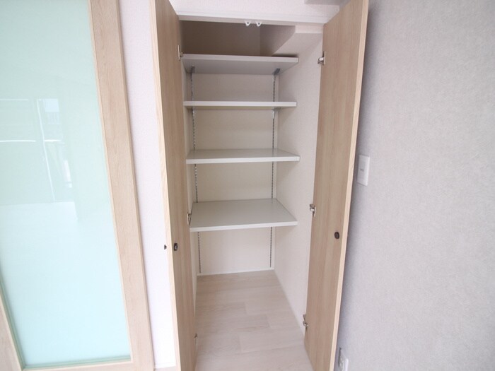 物件内観写真20　(収納)