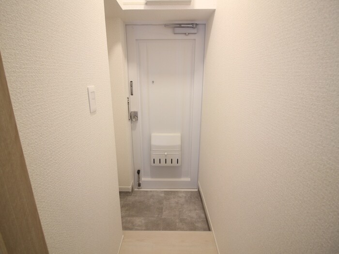 物件内観写真21　(玄関)
