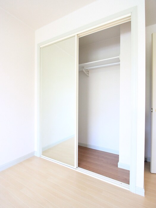 物件内観写真13　(収納)