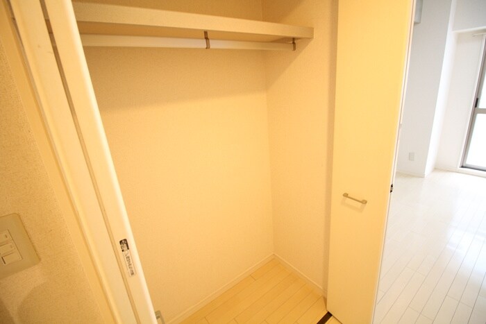 物件内観写真10　(収納)