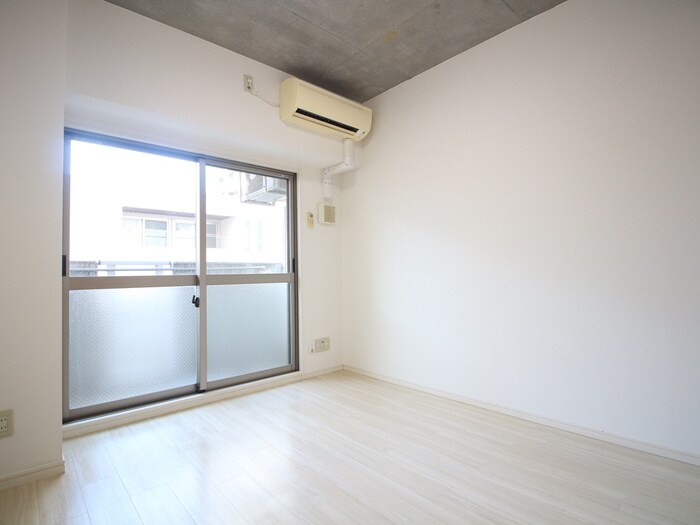 物件内観写真18　(居室)