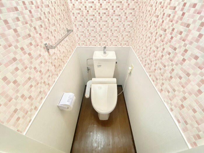 物件内観写真12　(トイレ)