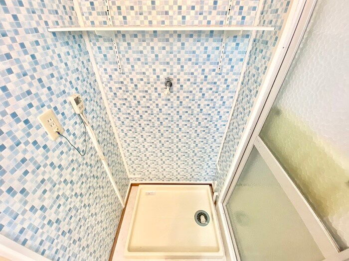 物件内観写真13　(洗濯機置場)