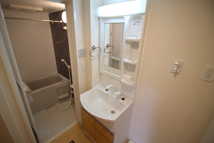 物件内観写真13　(洗面)