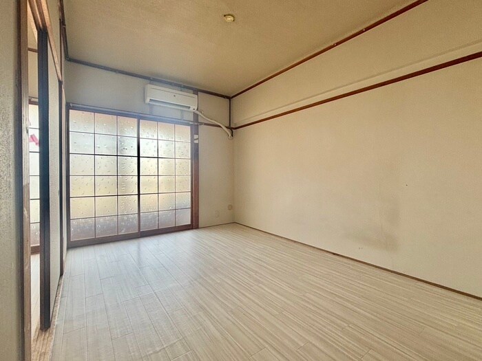 物件内観写真7　(居室)