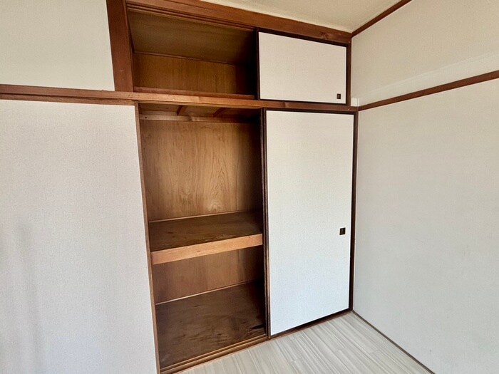 物件内観写真10　(収納)