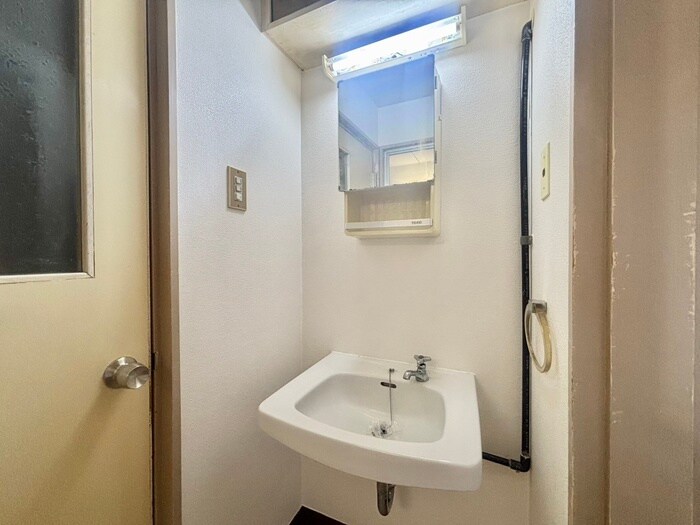物件内観写真16　(洗面)