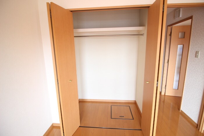 物件内観写真9　(収納)