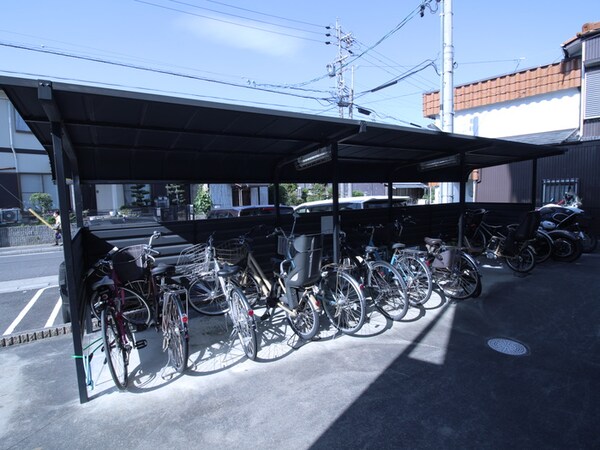 駐輪場